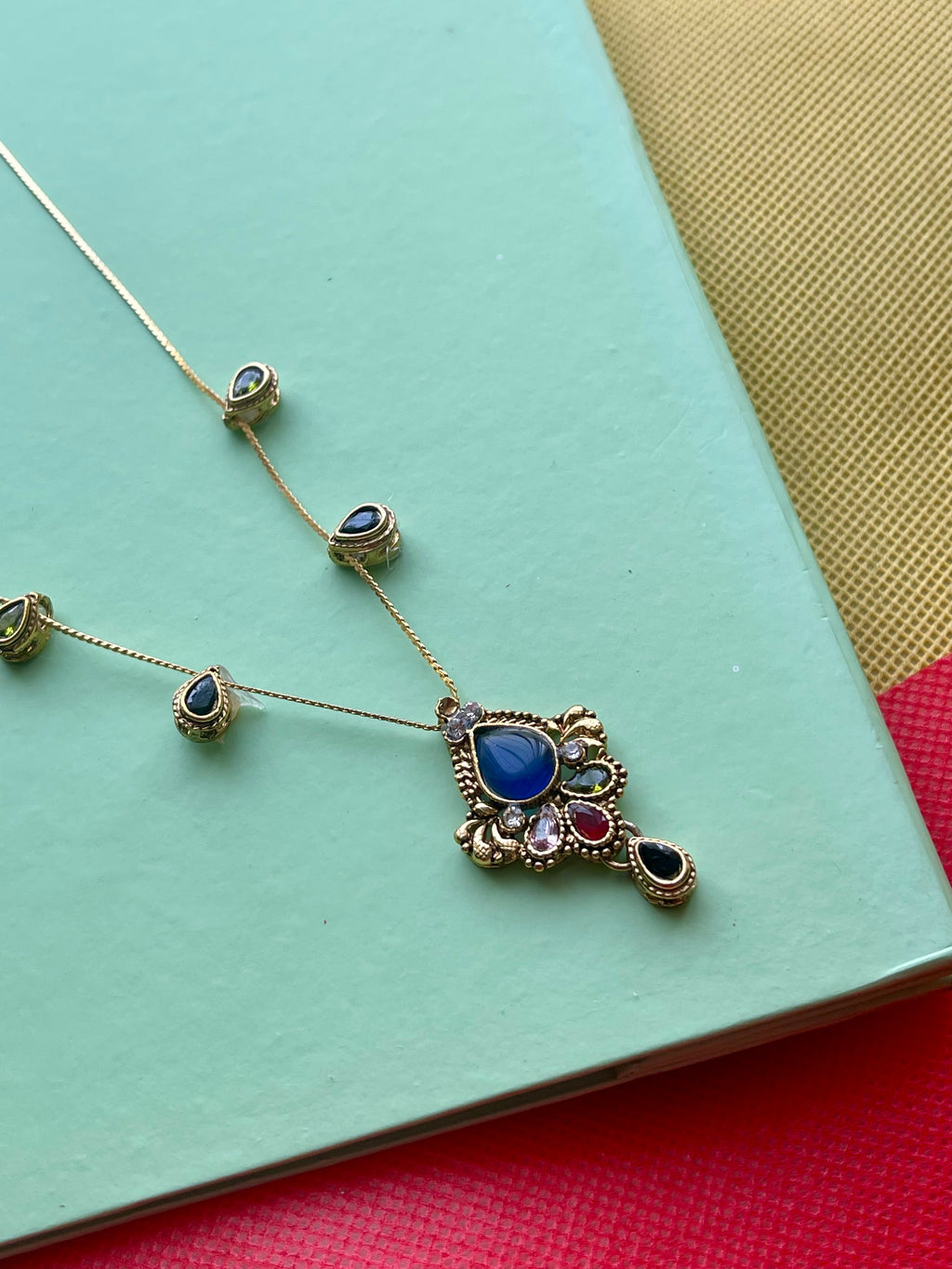 Zayra Polki Pendant