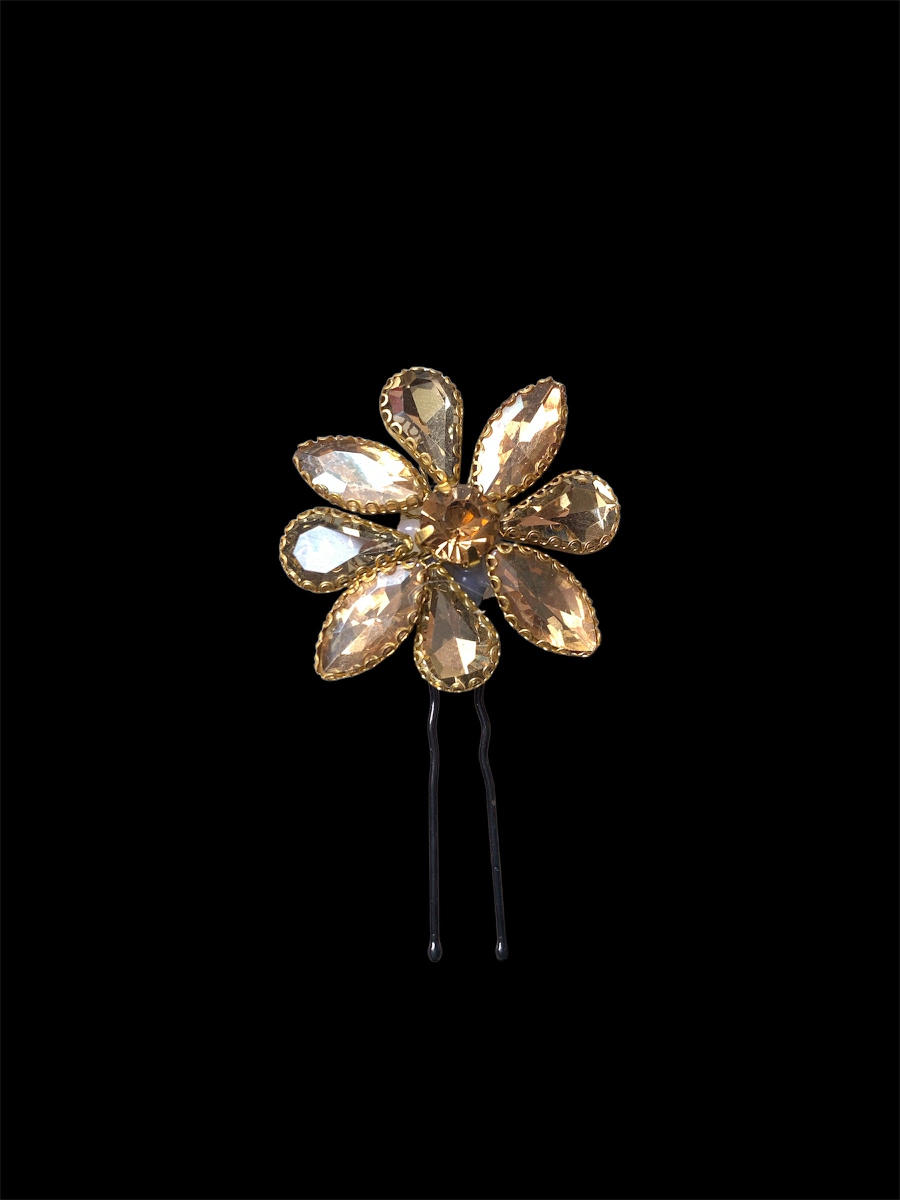Rhinestone flower Pin