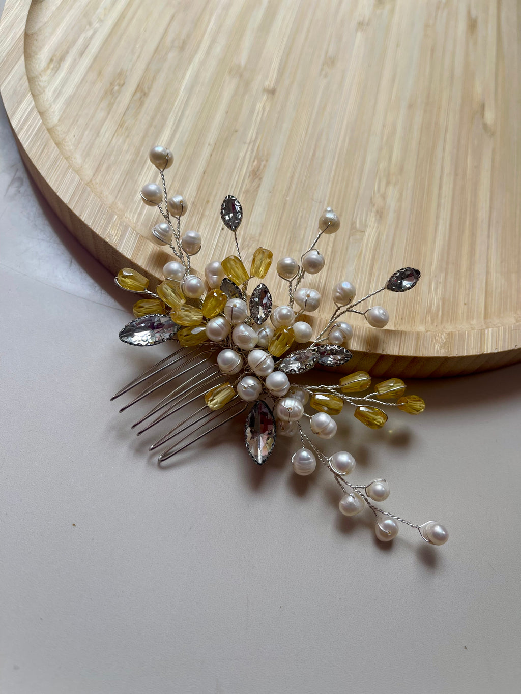 Alma - Pearl Comb 2